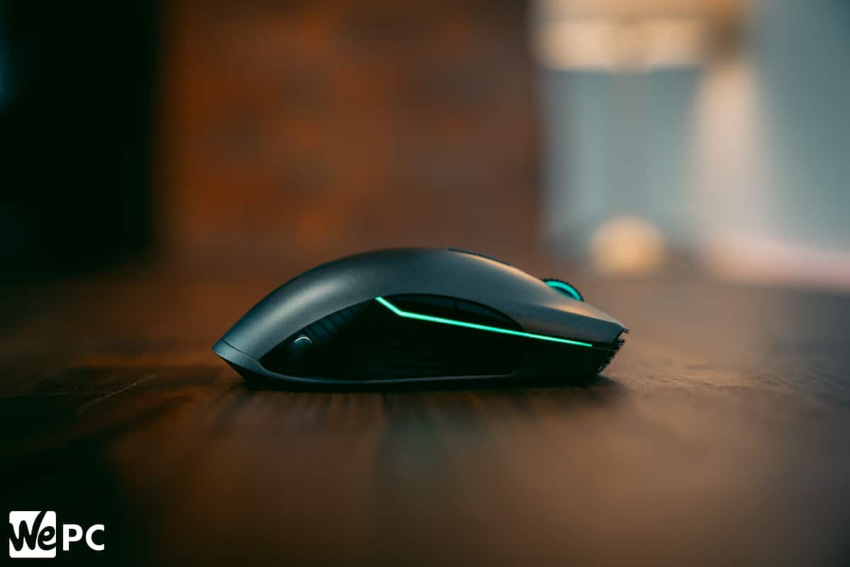 Razer Lancehead product shot of right side of mouse