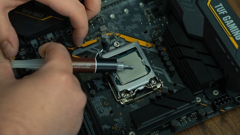 How to remove thermal paste CPU